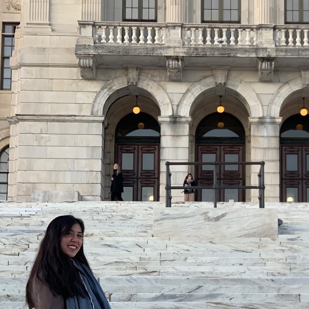 Meet your Posher, Eleni